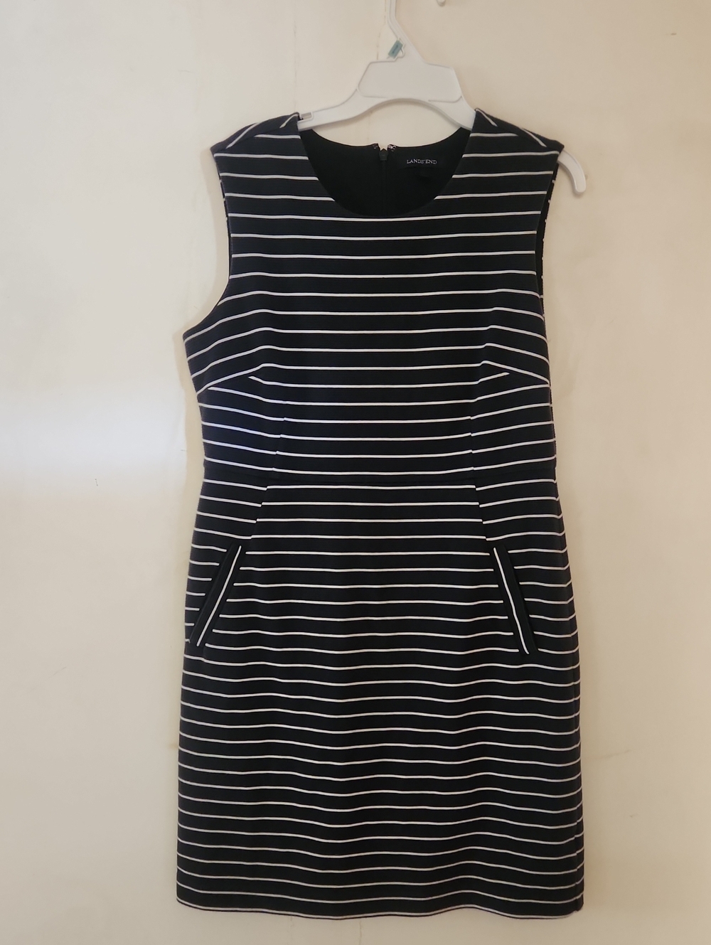 💕5/$25 Lands End Blue and White Striped Midi Sheath Dress with Pockets